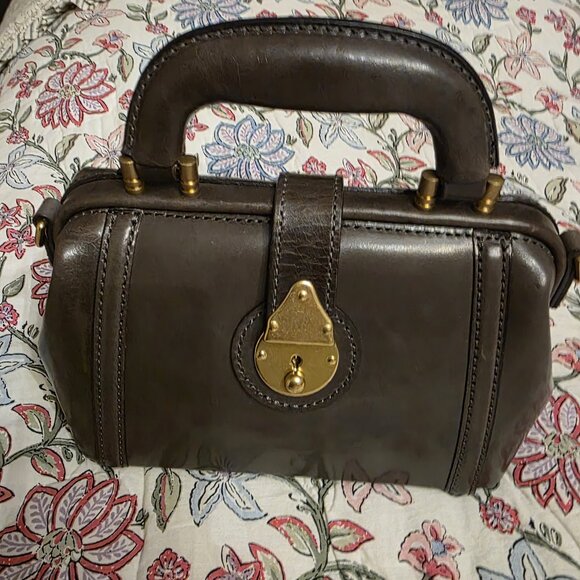 Old Trend Azalea Mini Leather Doctor Bag with Crossbody Strap - Picture 1 of 6